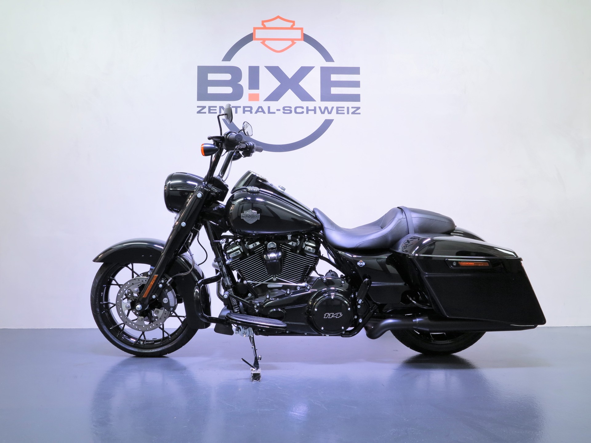HARLEY-DAVIDSON FLHRXS Road King Special 114-image-2