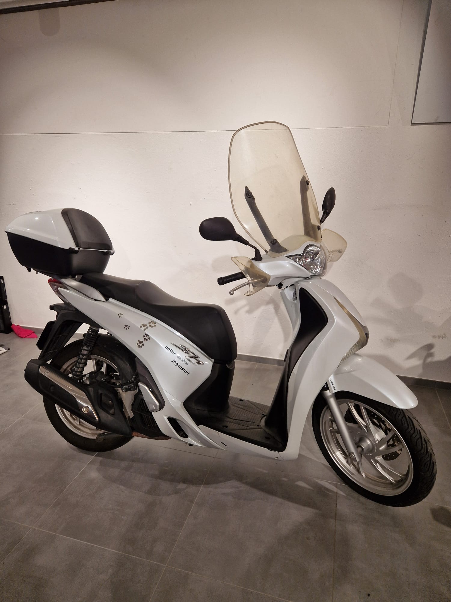 HONDA SH 125 i-showroom-element-2