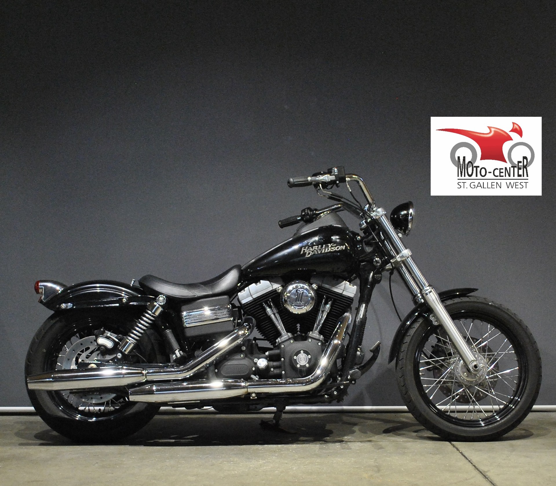 HARLEY-DAVIDSON FXDBI Dyna Street Bob-showroom-element-1