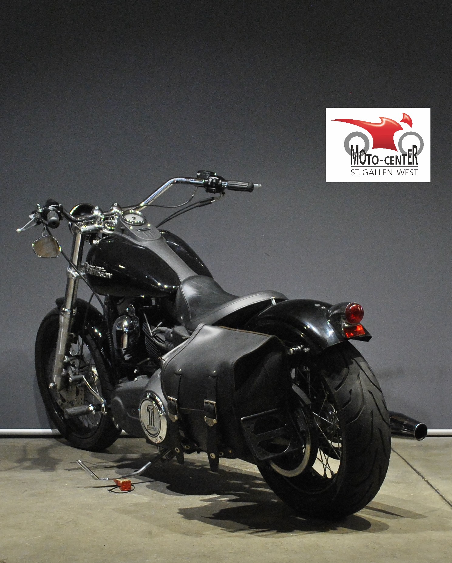 HARLEY-DAVIDSON FXDBI Dyna Street Bob-showroom-element-3