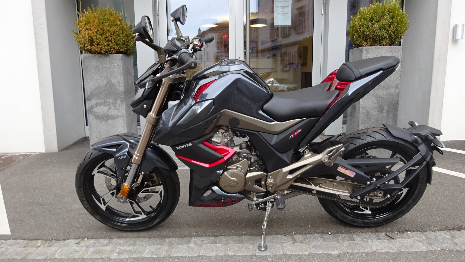 ZONTES ZT 125 U-showroom-element-1