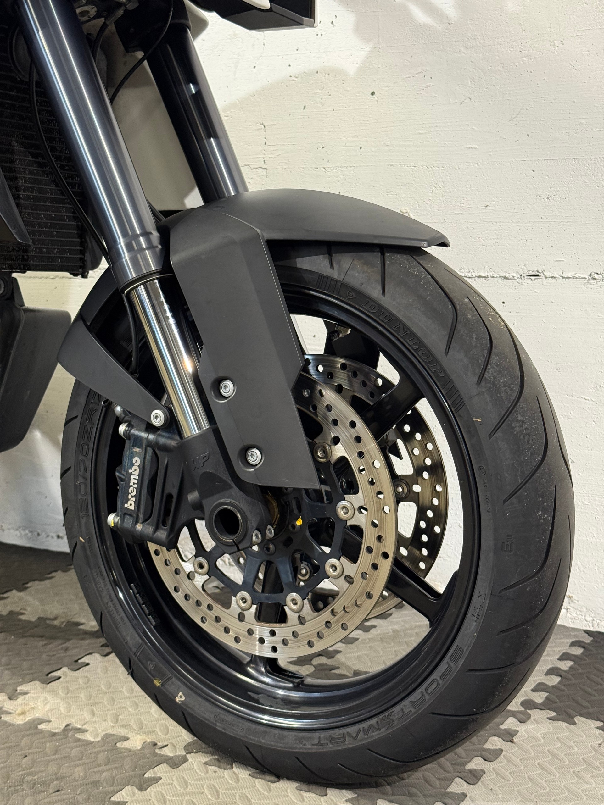 KTM 990 Supermoto T ABS-showroom-element-1