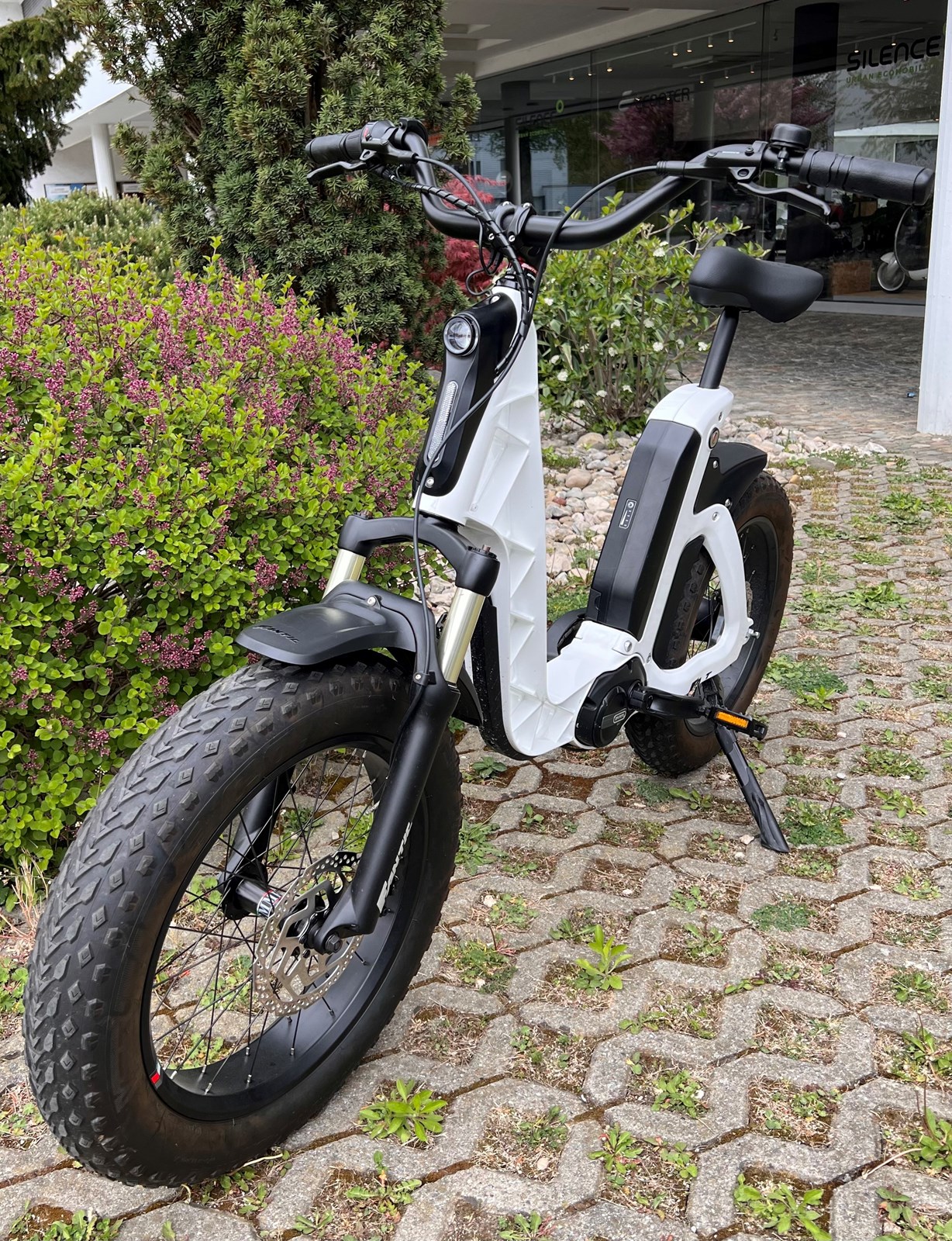 FANTIC ISSIMO