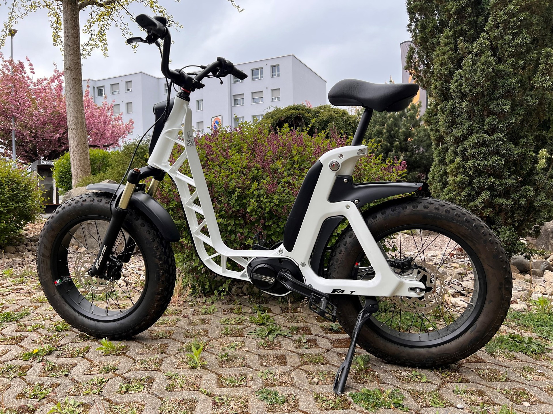 FANTIC ISSIMO-showroom-element-1