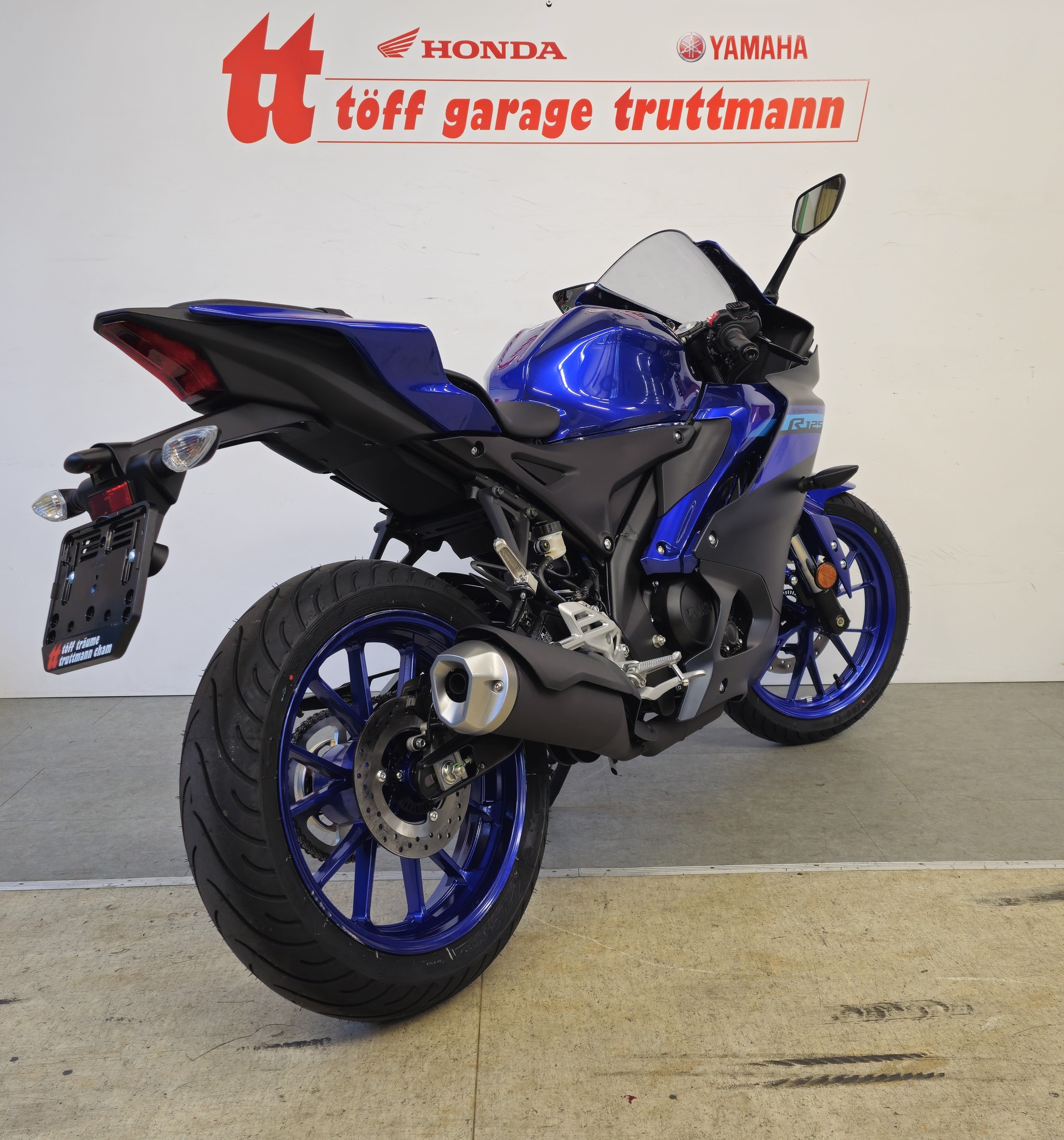 YAMAHA YZF-R 125 ABS-showroom-element-3