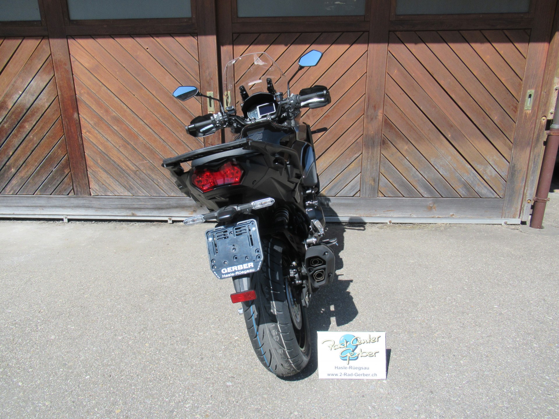KAWASAKI Versys 1100 SE Grand Tourer-showroom-element-1