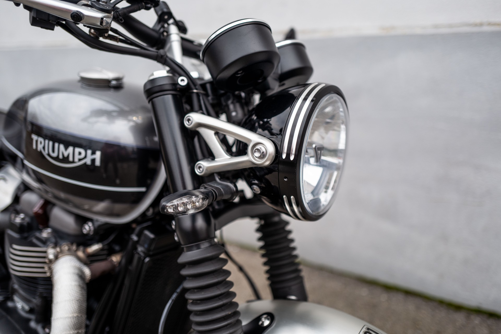 TRIUMPH Speed Twin 1200-image-2