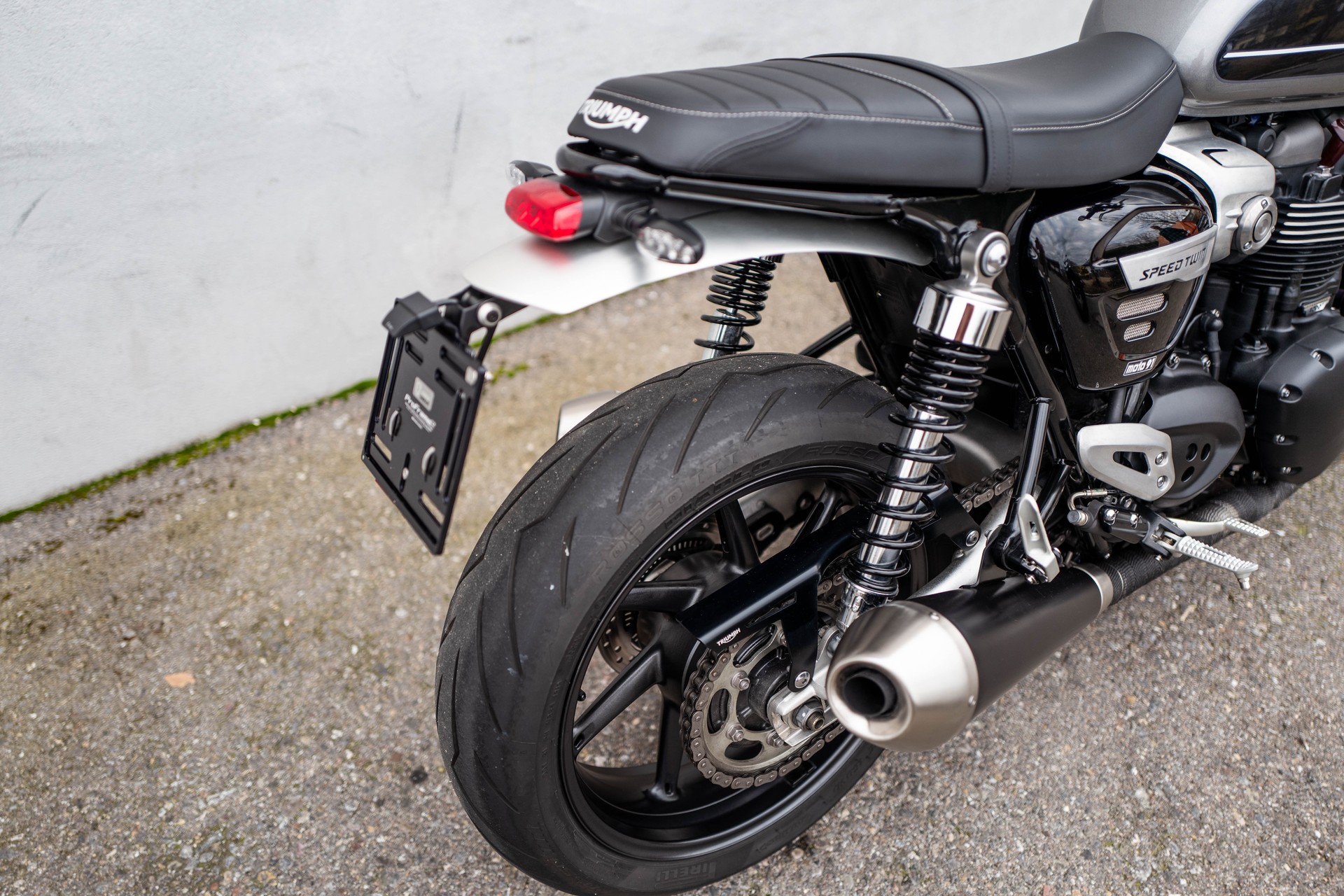 TRIUMPH Speed Twin 1200-image-3