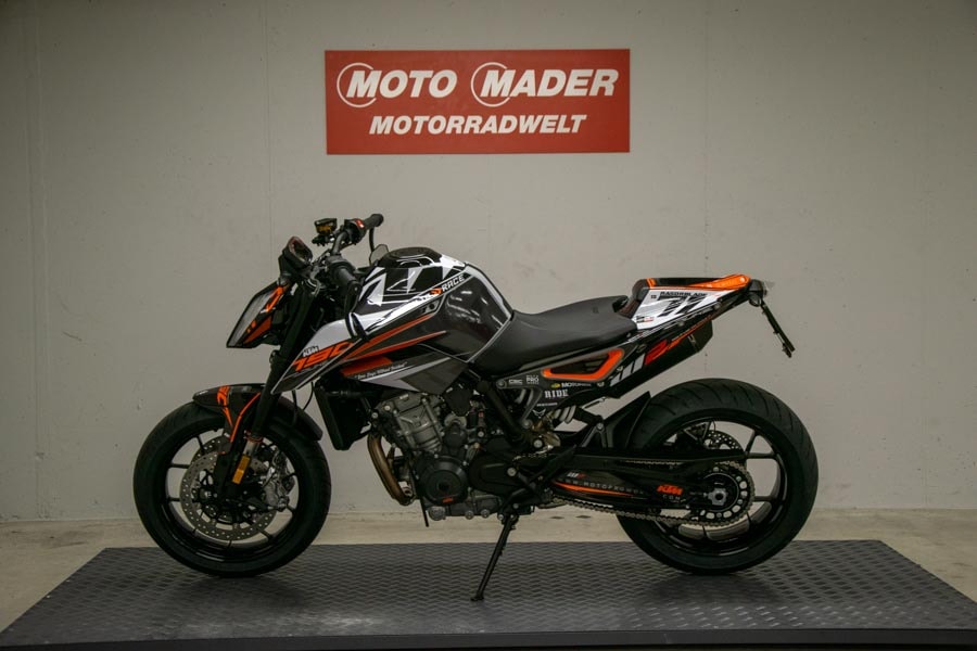 KTM 790 Duke-showroom-element-2