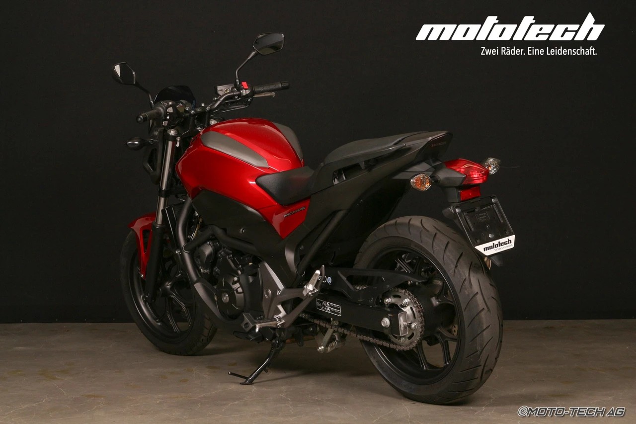 HONDA NC 750 S DCT ABS-showroom-element-3