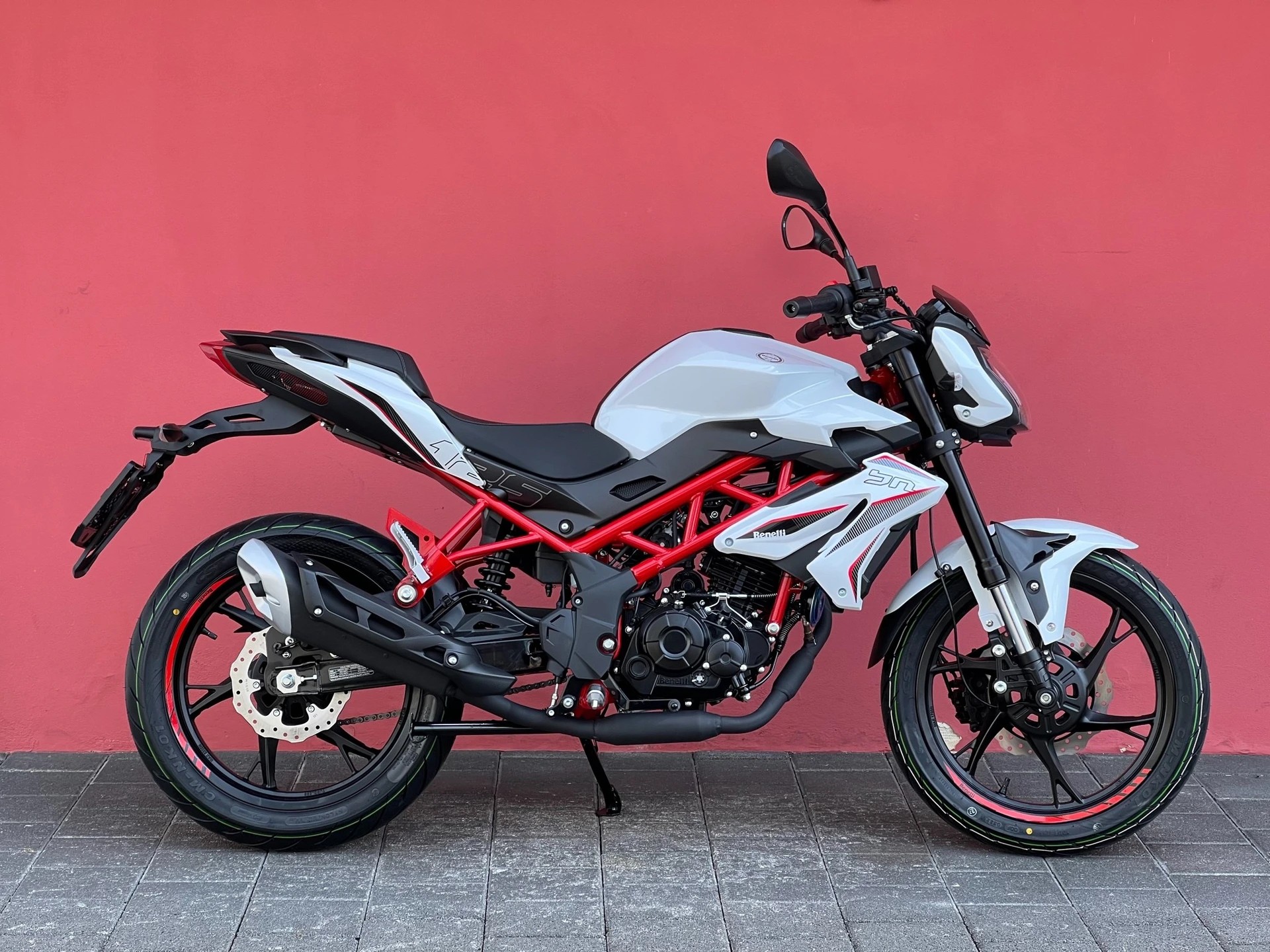 Bn 125 Usata Moto Benelli Usate Concessionario Benelli Bn 125