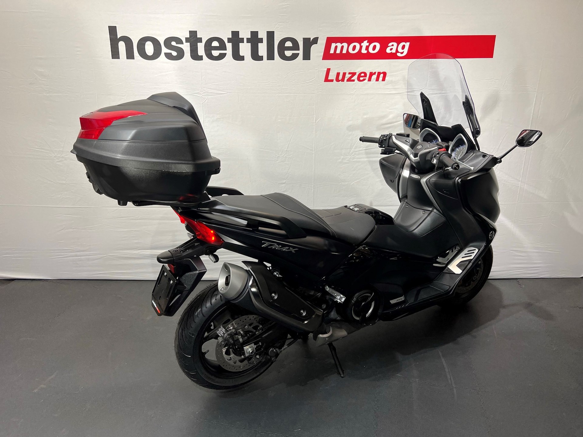 YAMAHA T-MAX XP-showroom-element-2