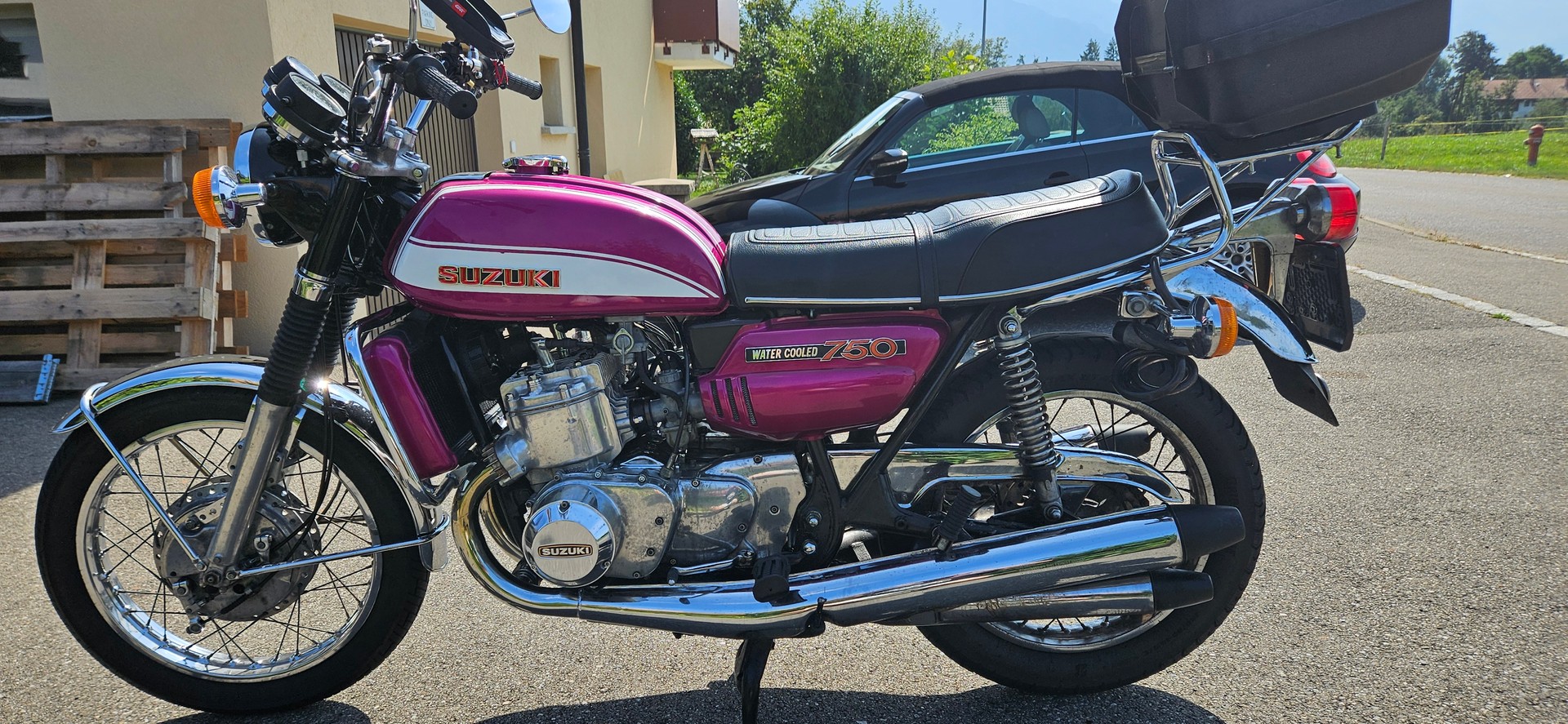 SUZUKI GT-image-0