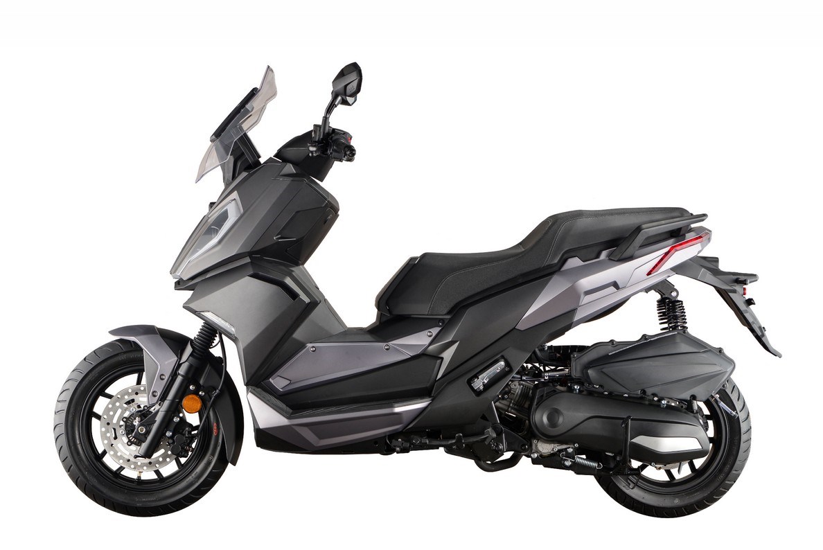 WOTTAN RUSHER 125 ABS-showroom-element-1