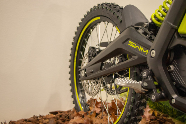 SWM BINSEN-showroom-element-3