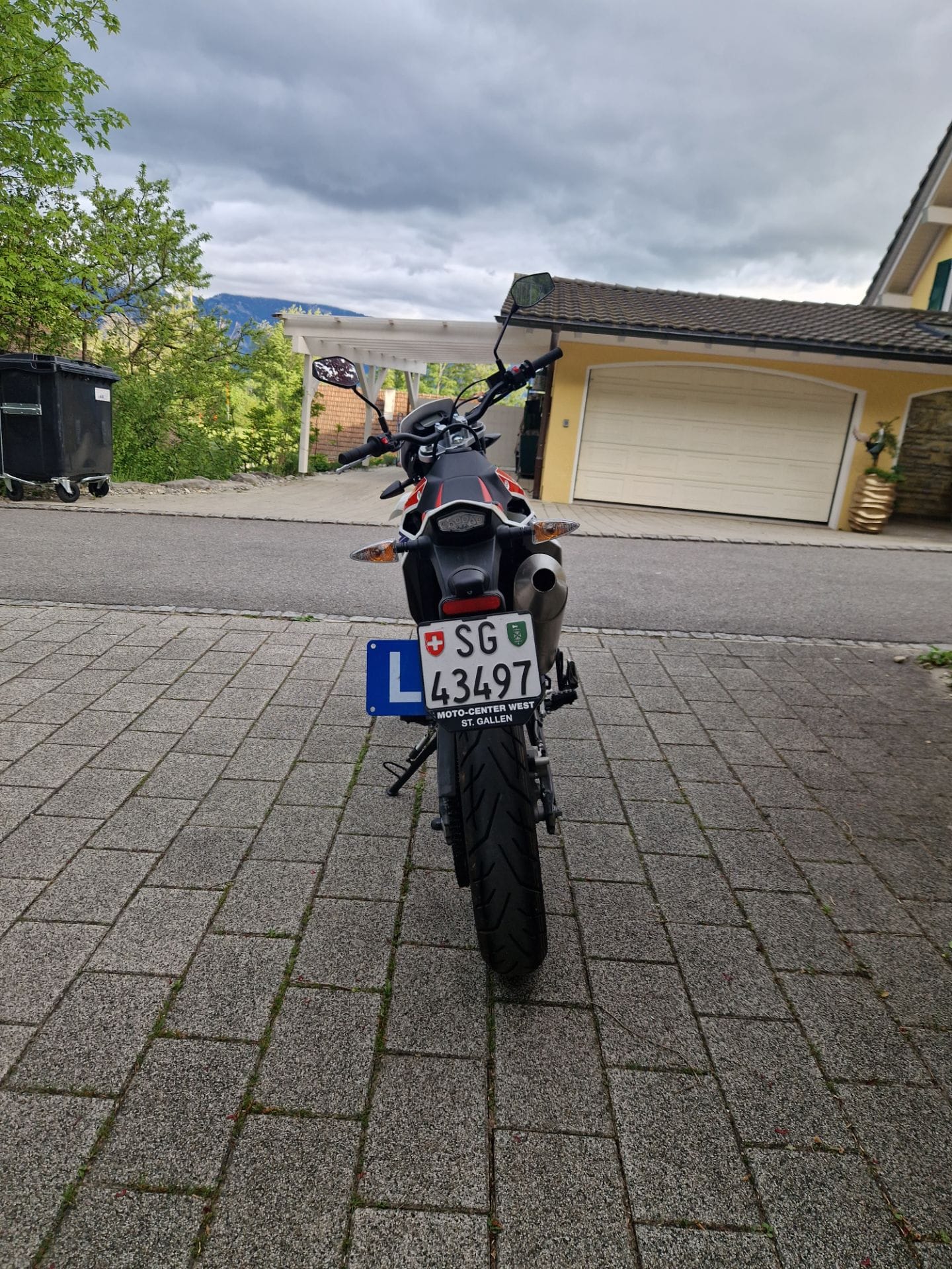 APRILIA SX 125-image-3
