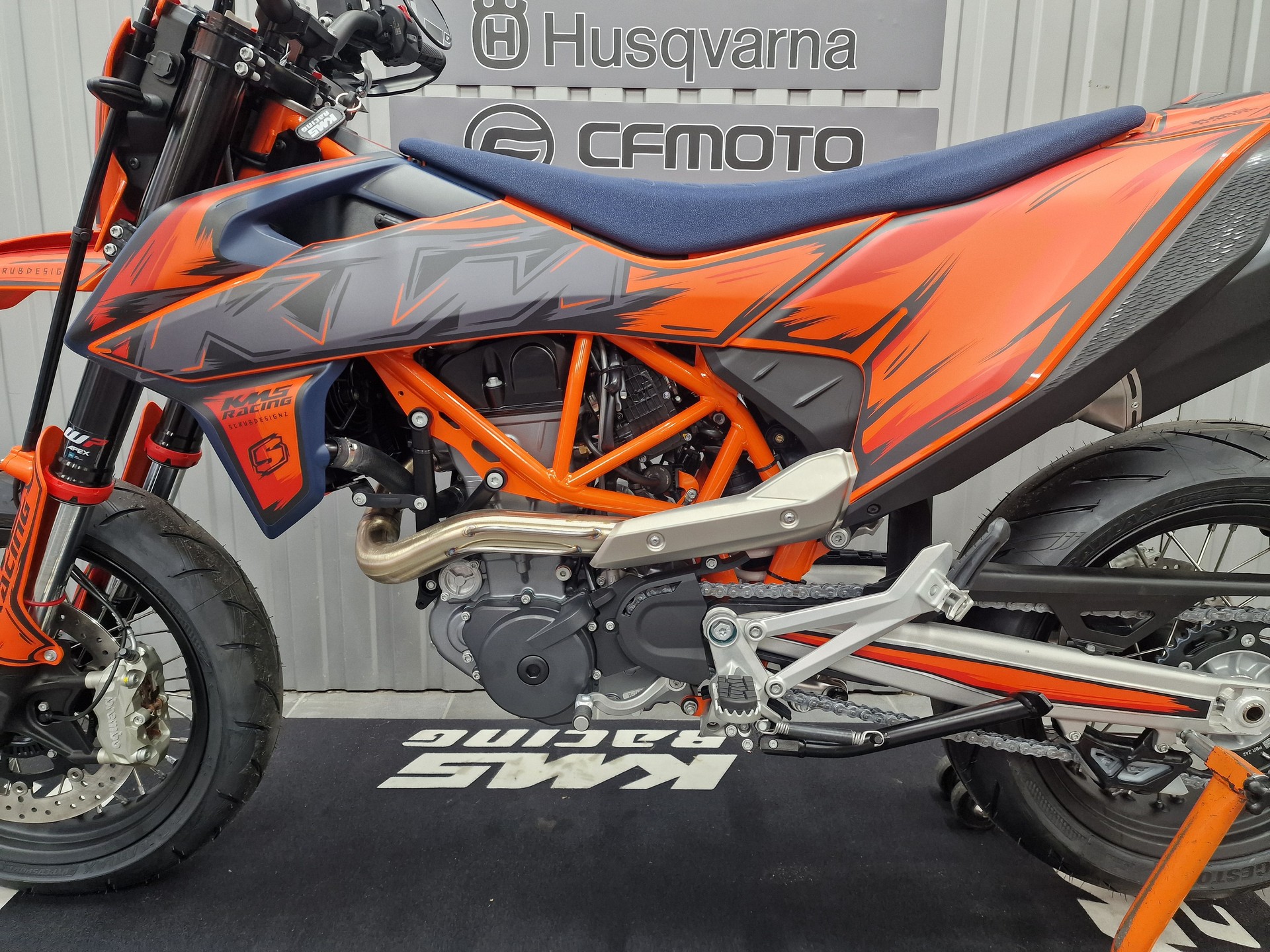 KTM 690 SMC R-image-6