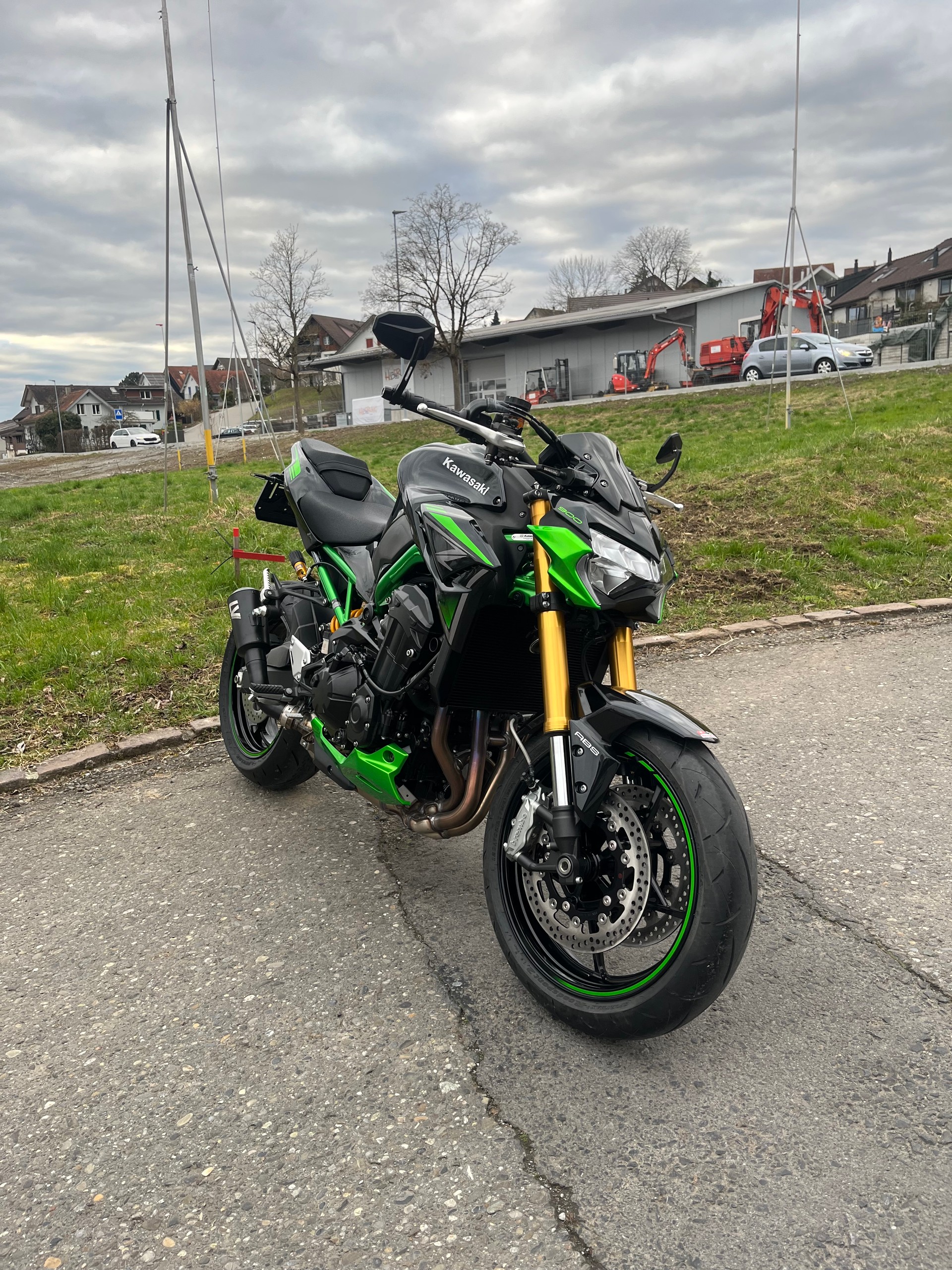 KAWASAKI Z 900 SE-showroom-element-2