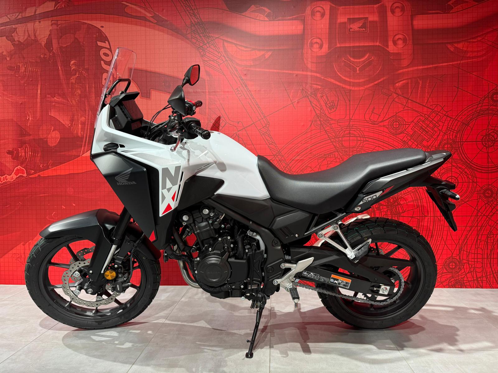 HONDA NX 500 X-showroom-element-3
