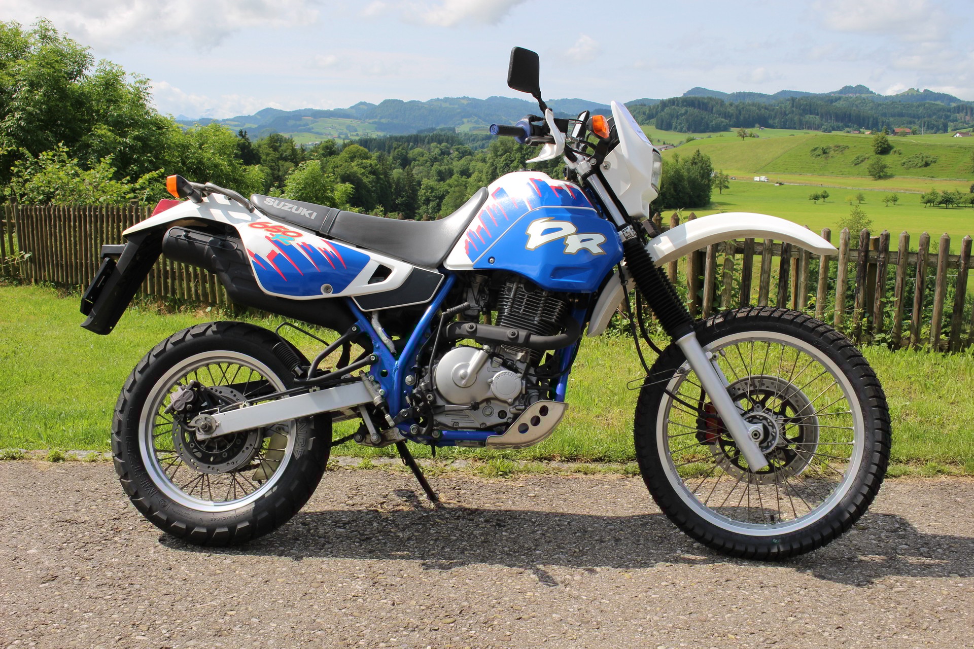SUZUKI DR 650 R N