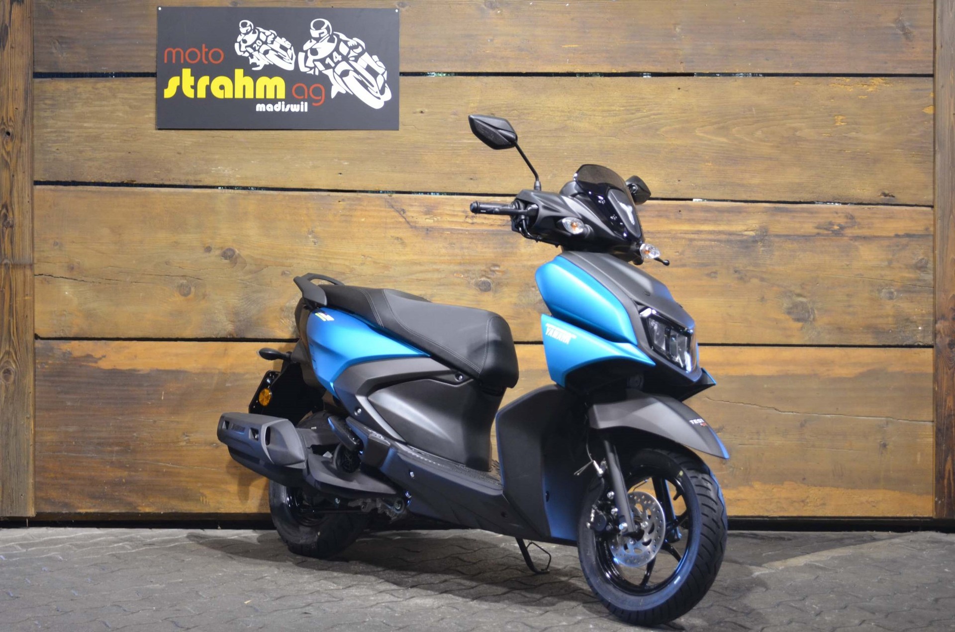 YAMAHA RayZR 125