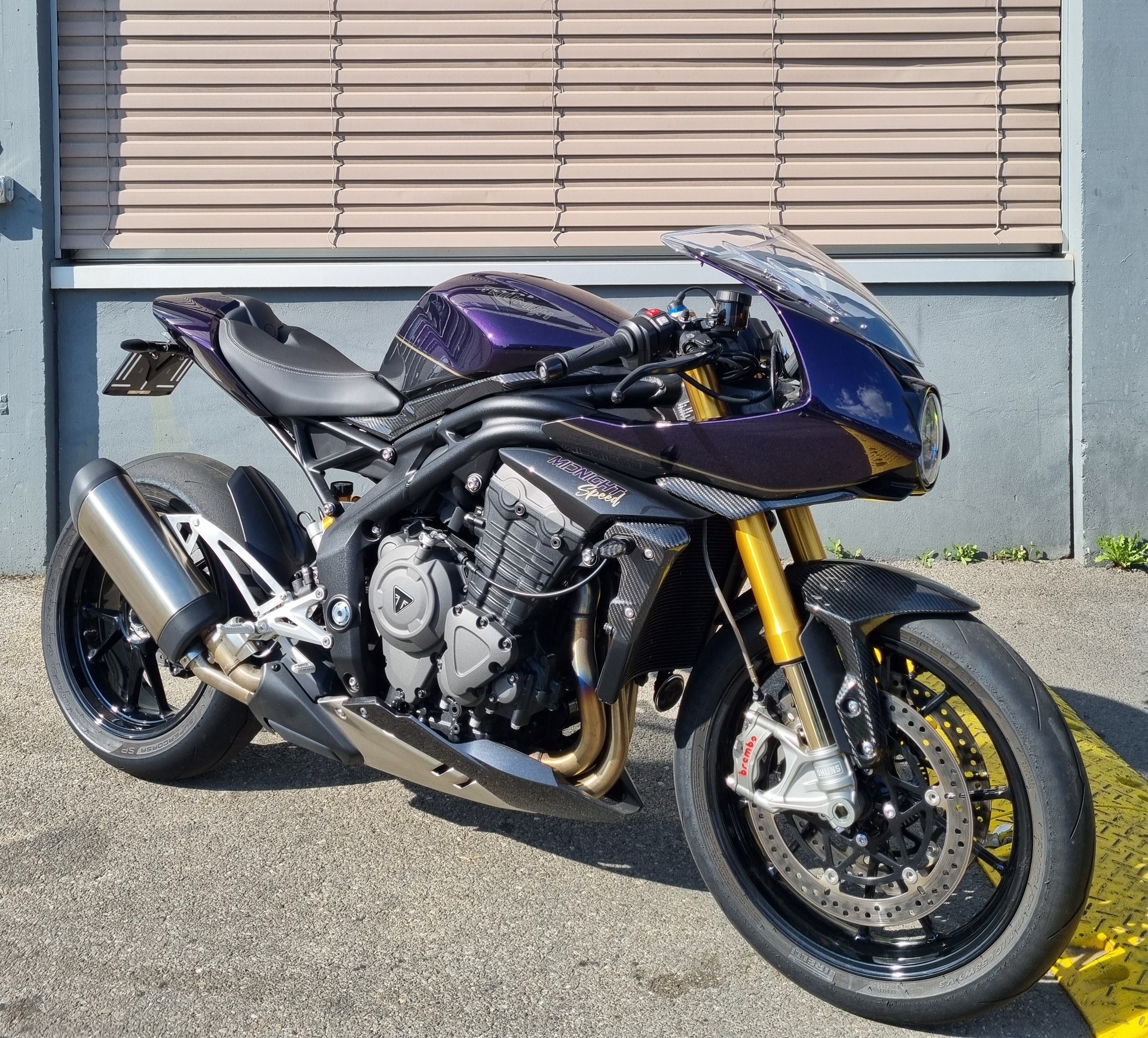 TRIUMPH Speed Triple RR-showroom-element-1