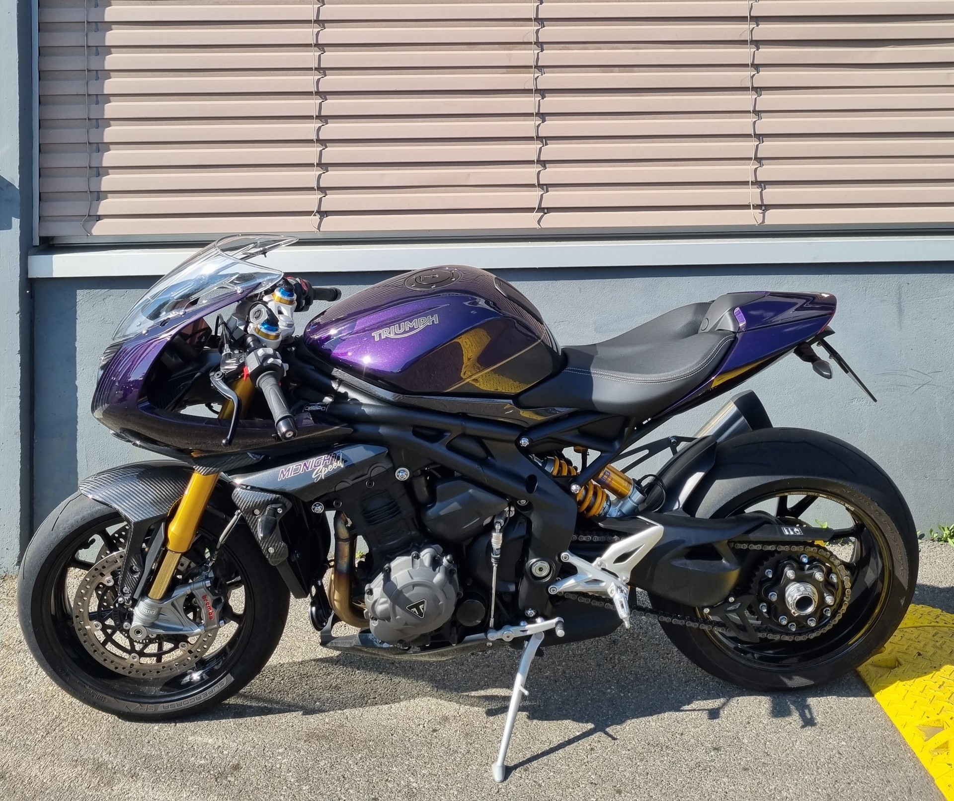 TRIUMPH Speed Triple RR-showroom-element-3