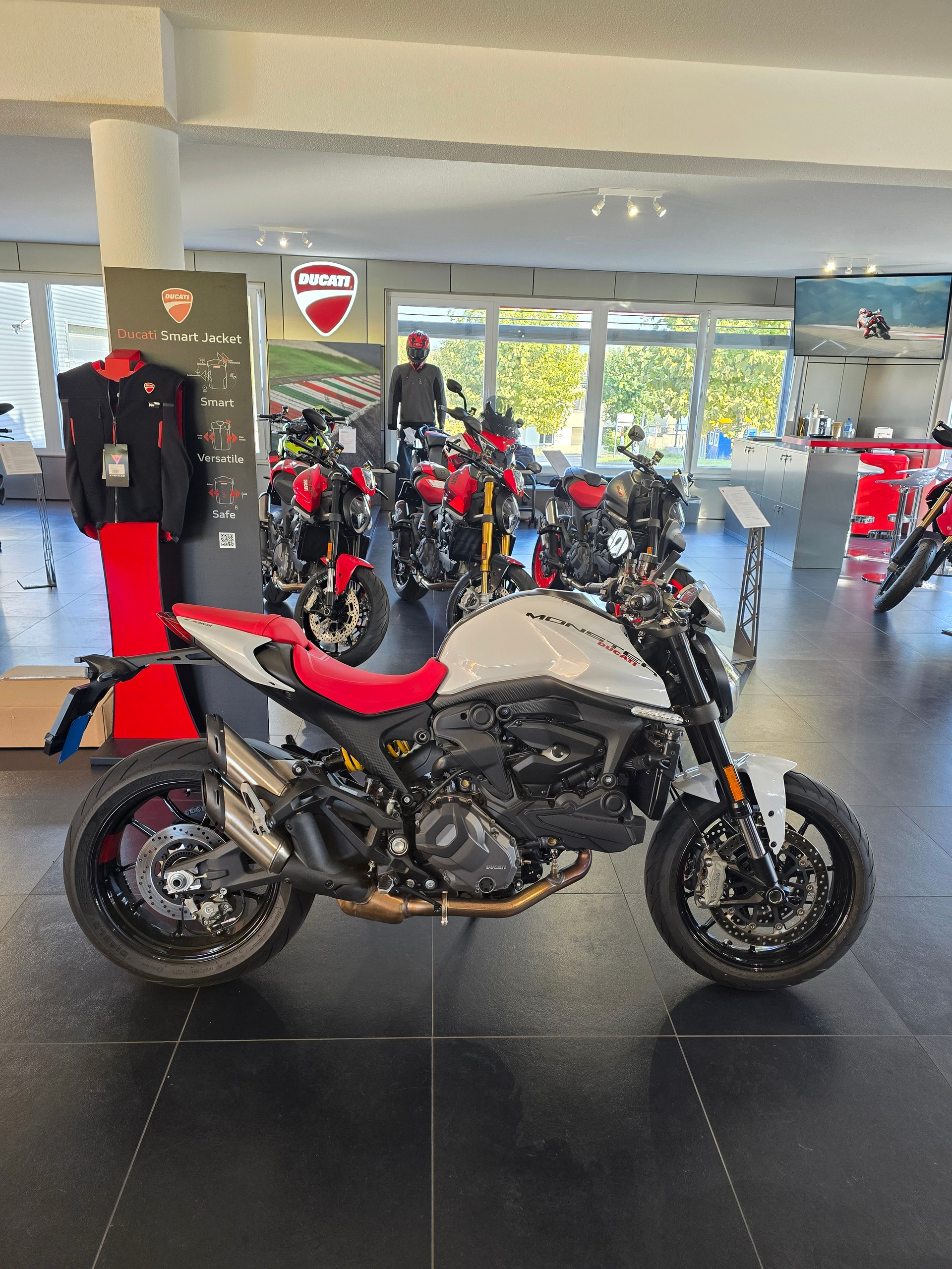 DUCATI Monster + 937 (35KW)