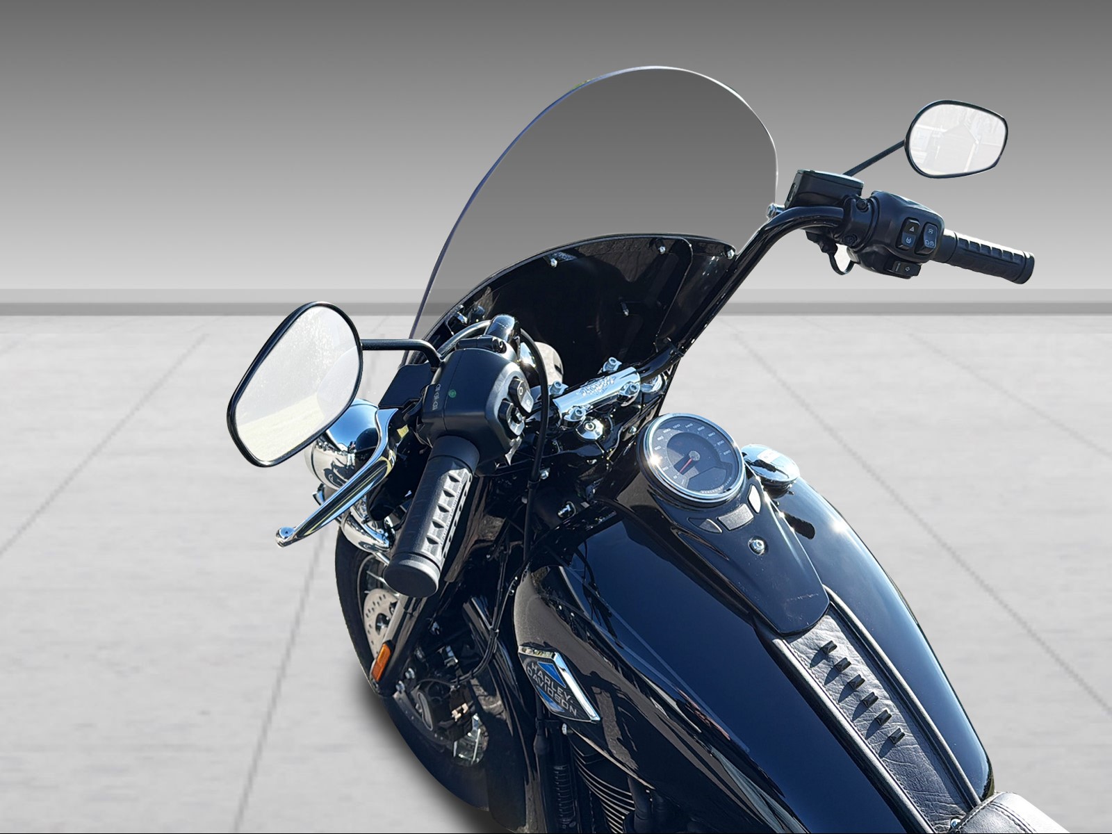 HARLEY-DAVIDSON FLHC Heritage Classic 117-showroom-element-3