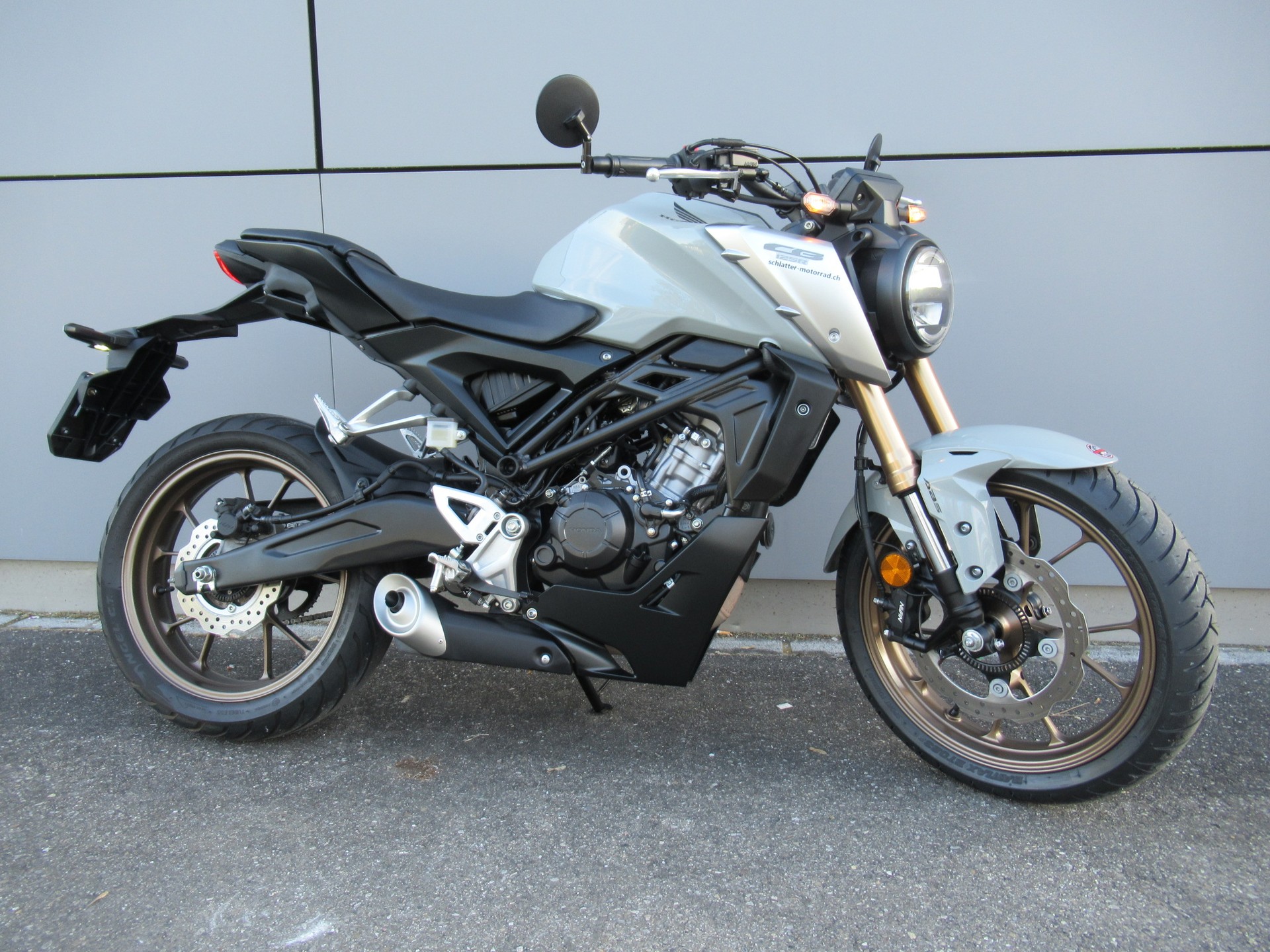 HONDA CB 125 R