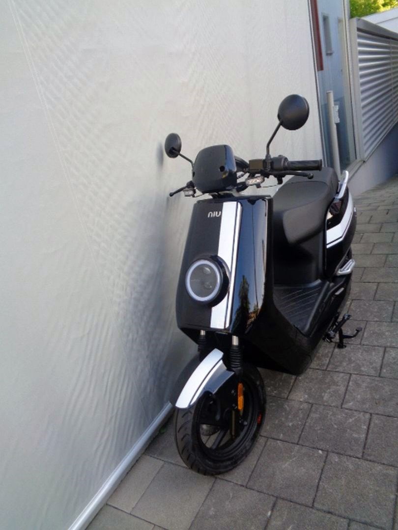 NIU NQi-showroom-element-3
