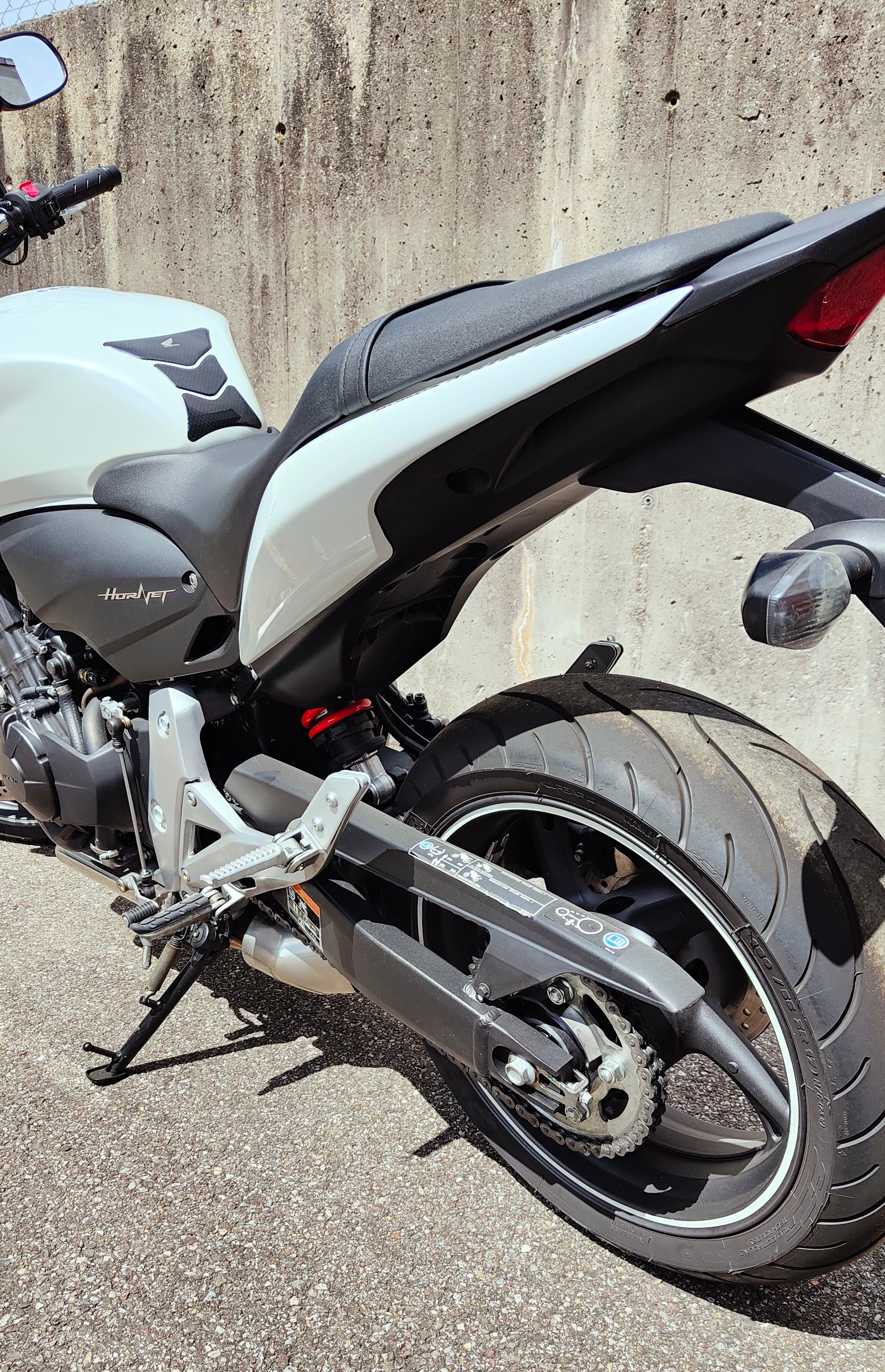 HONDA CB 600 FA Hornet Top Zustand, wenig Km-image-7