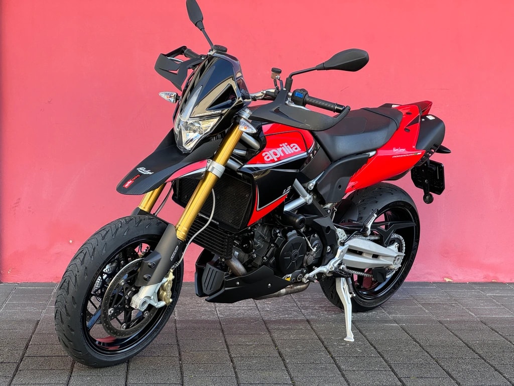 APRILIA Dorsoduro 1200 ABS/TC-showroom-element-3