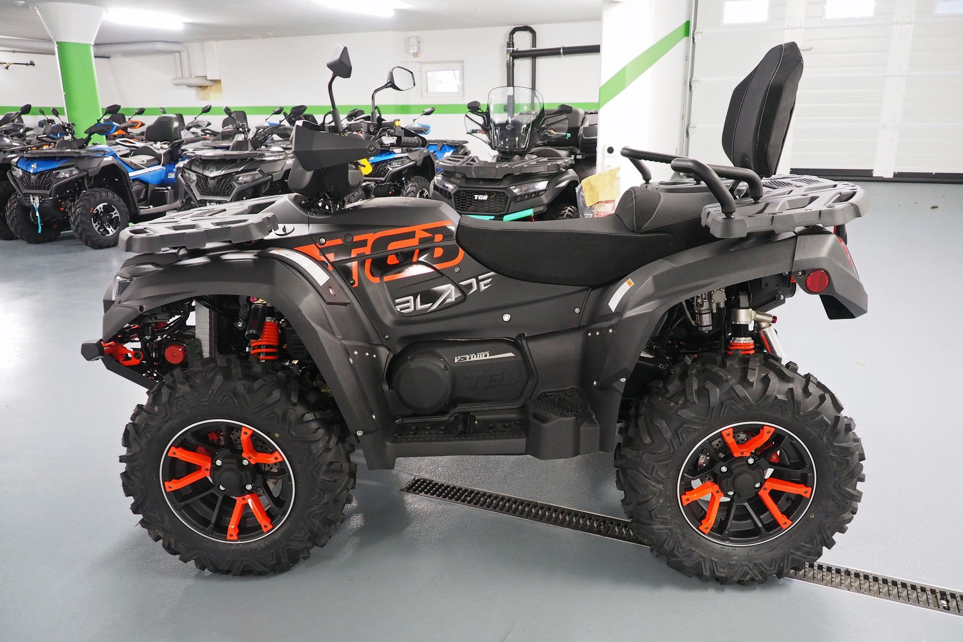 TGB Blade 1000 EFI LT 4x4-showroom-element-3