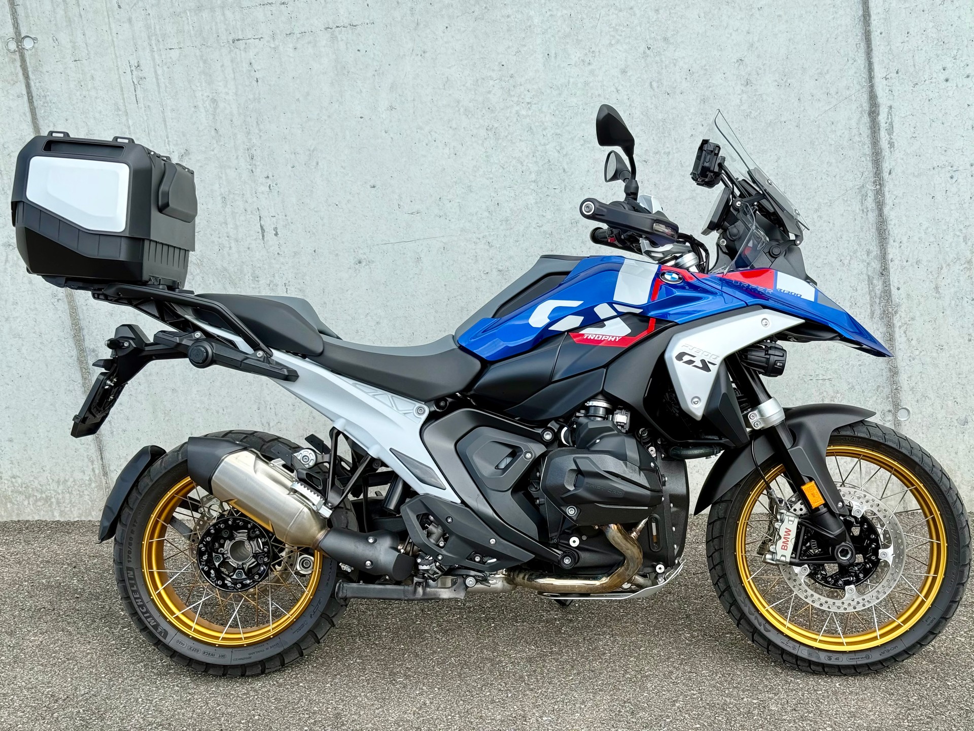 BMW R 1300 GS TROPHY ABS-showroom-element-2