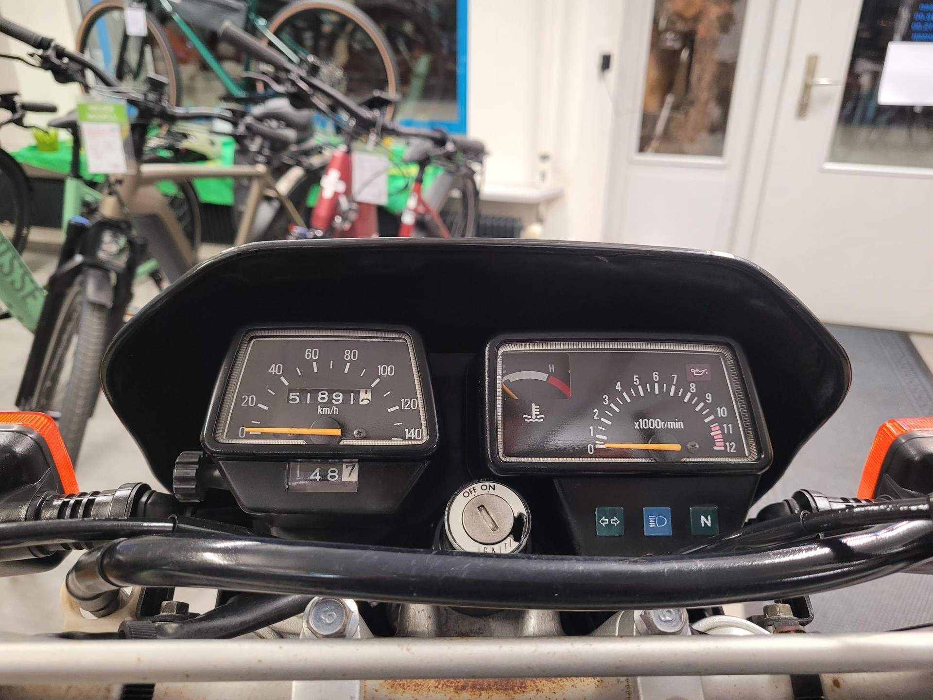 YAMAHA DT 125 R-image-4
