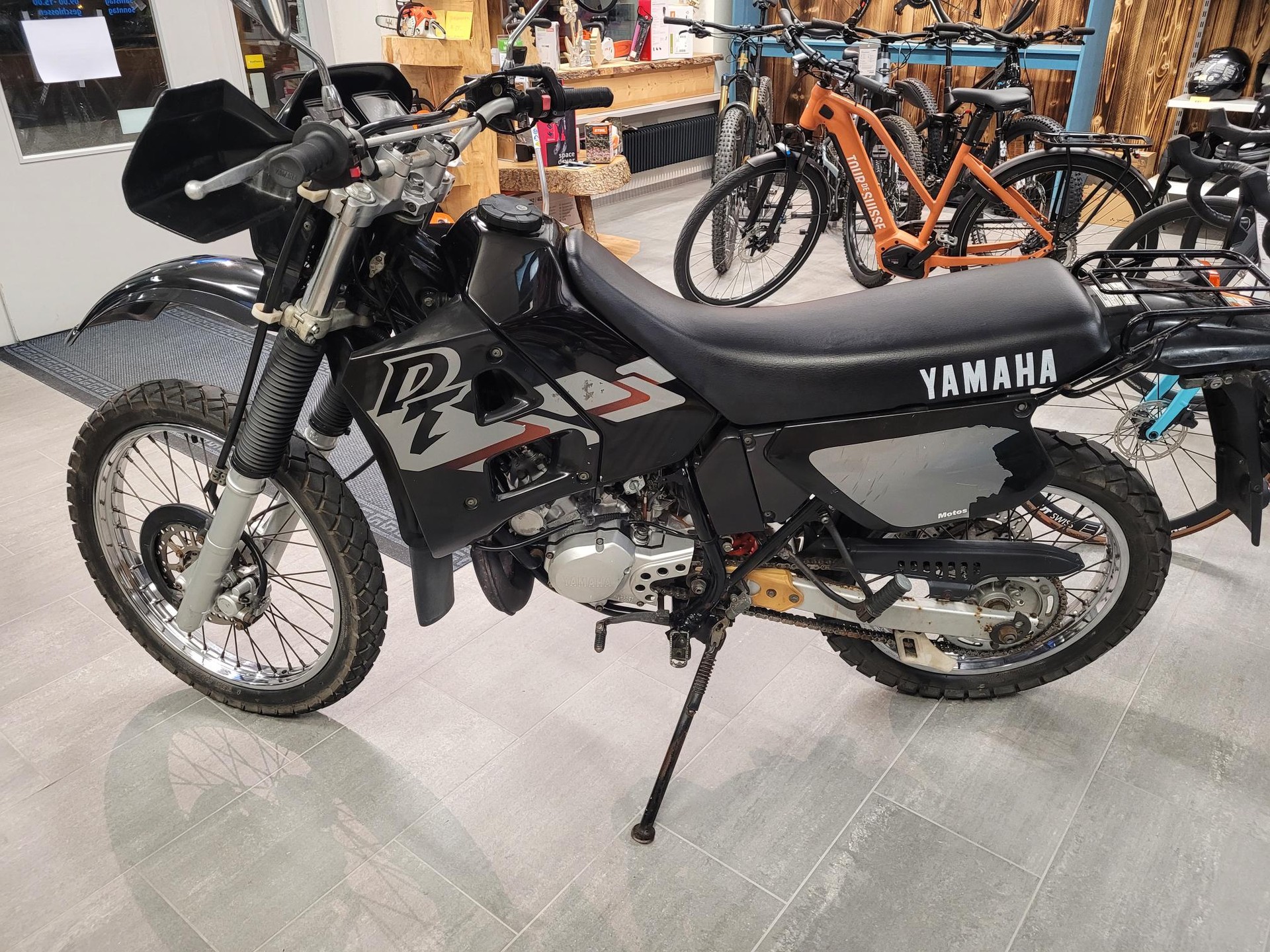 YAMAHA DT 125 R-image-1