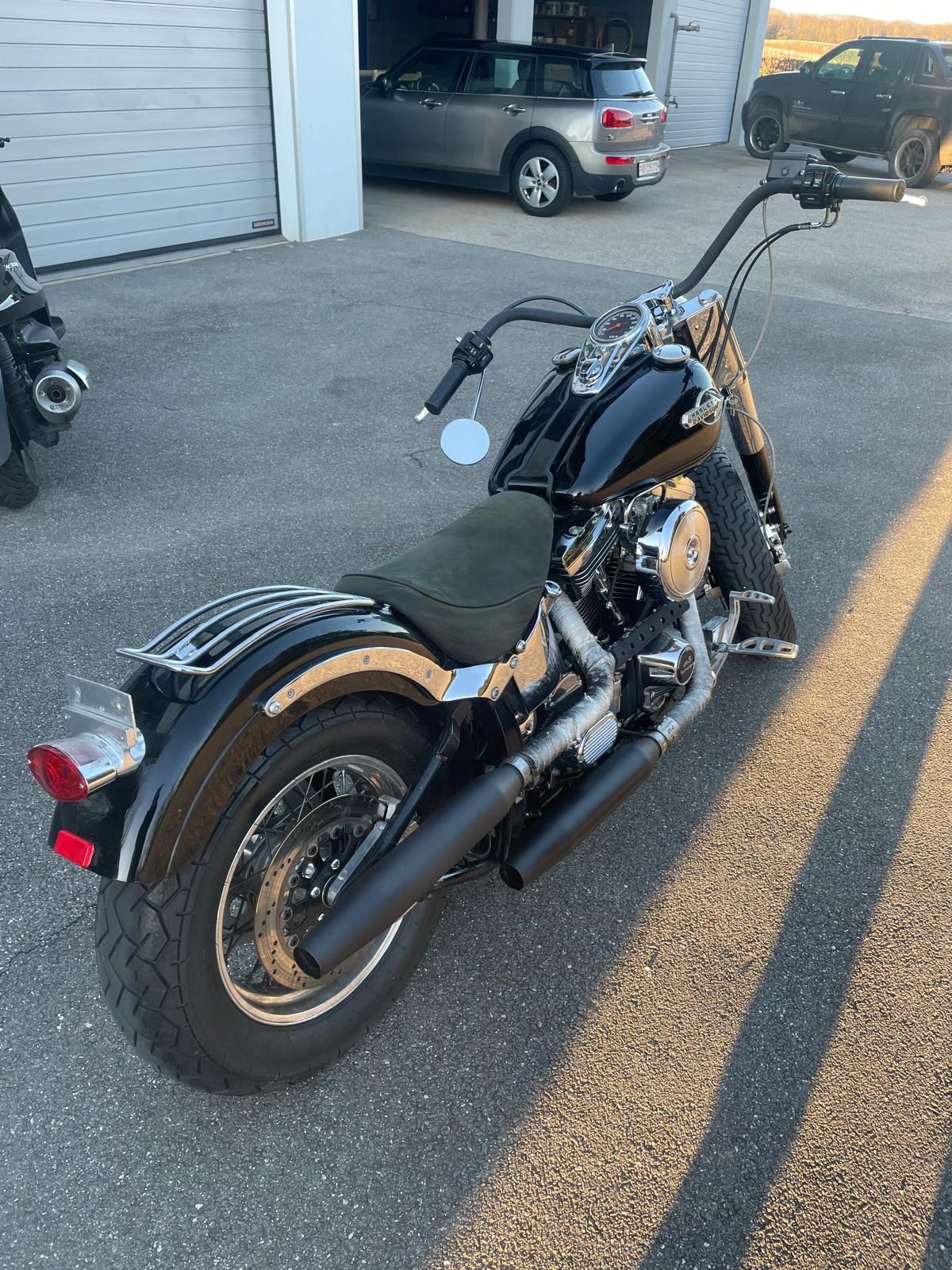 HARLEY-DAVIDSON FLSTF Fat Boy-showroom-element-1