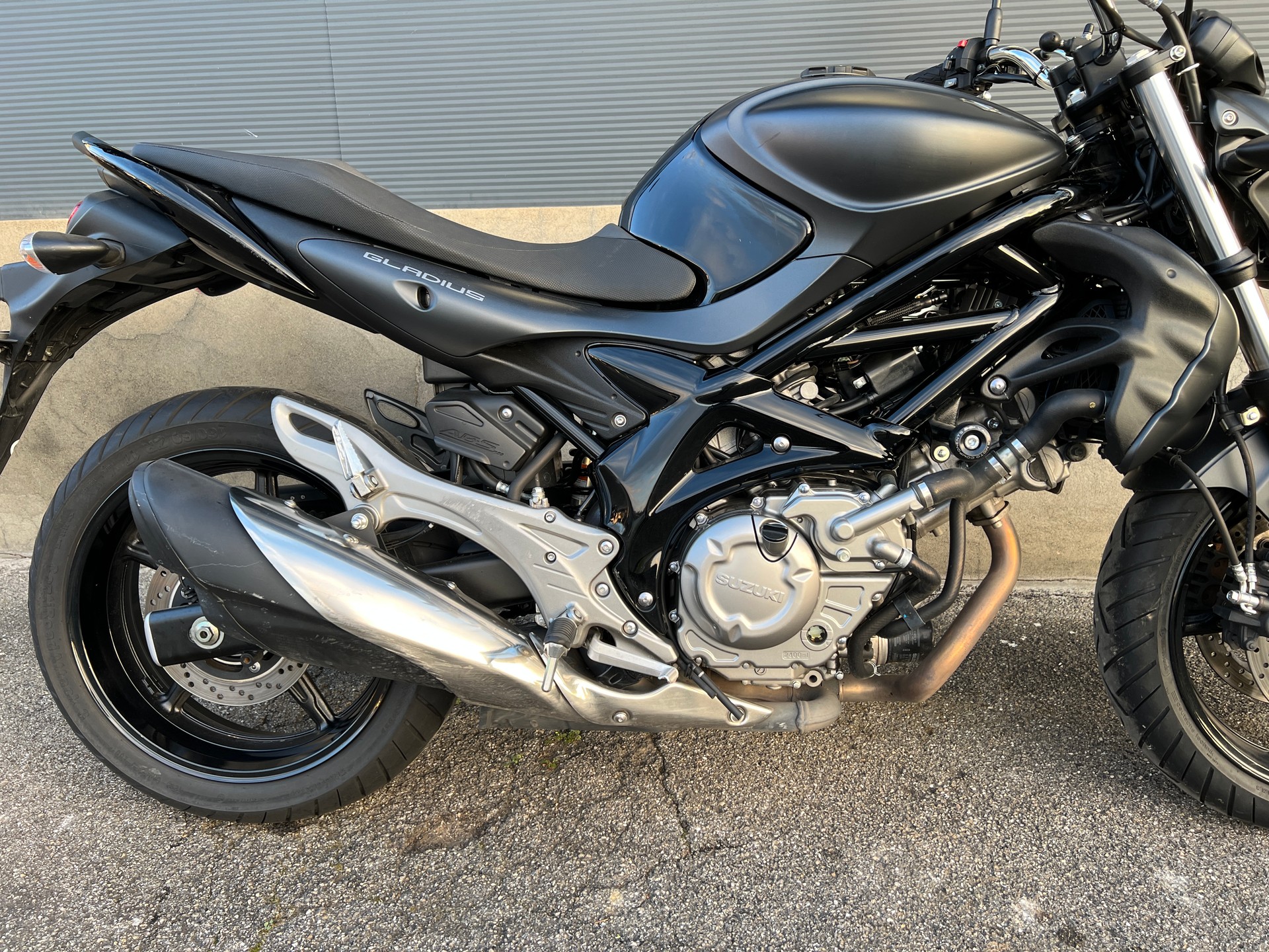 SUZUKI SFV 650 Gladius ABS-image-5