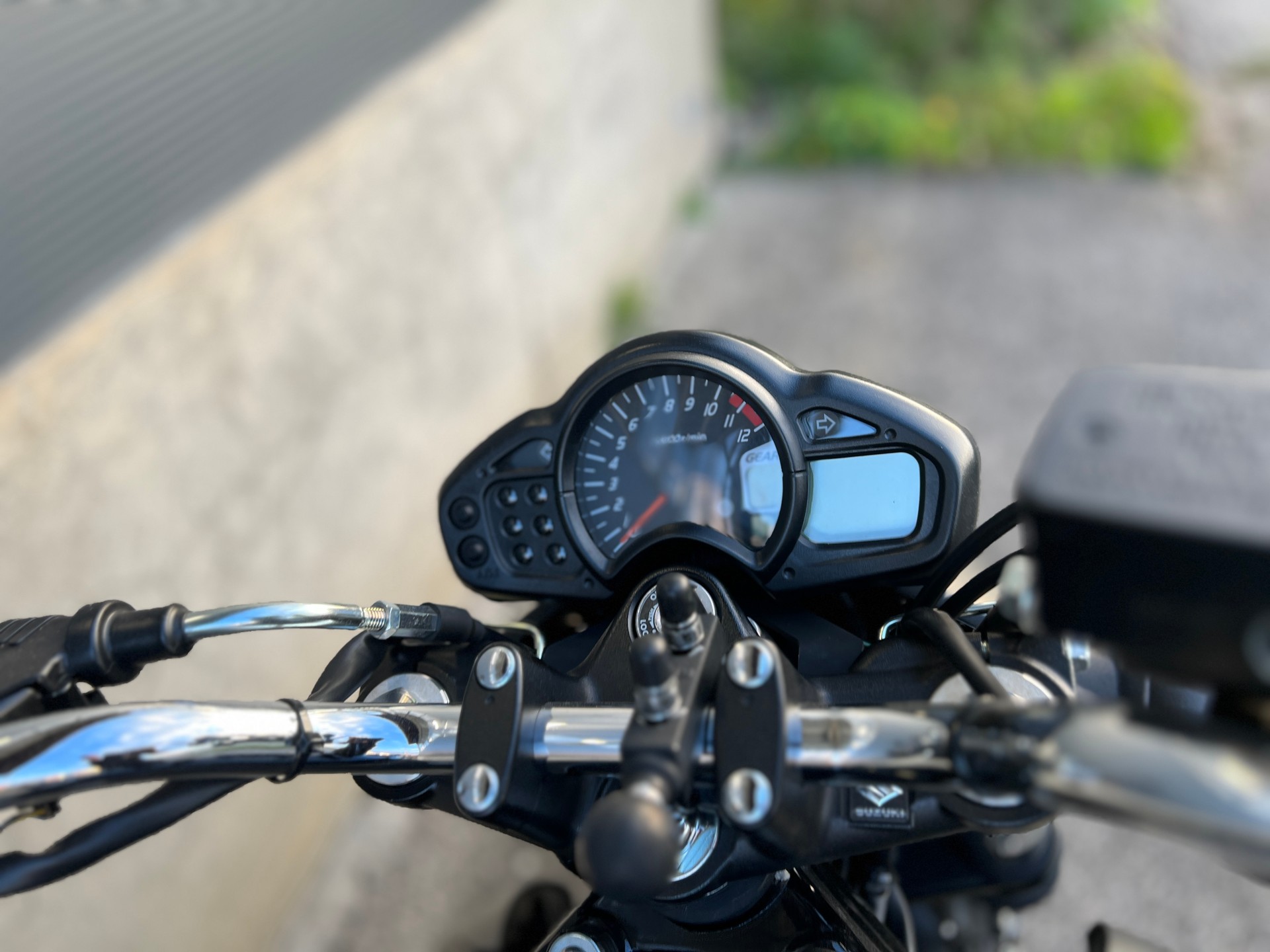 SUZUKI SFV 650 Gladius ABS-image-7