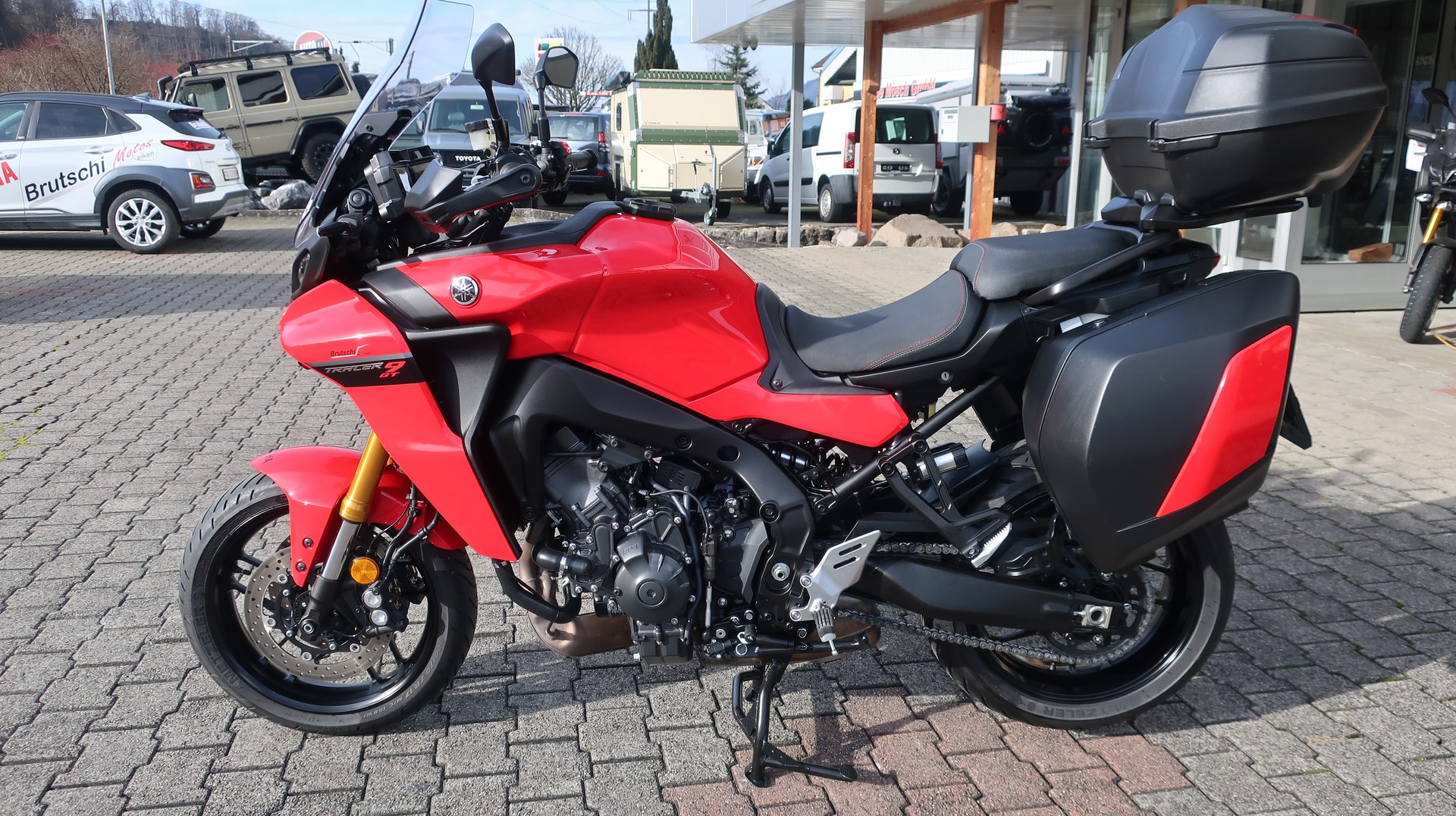 YAMAHA Tracer 9 GT-showroom-element-3