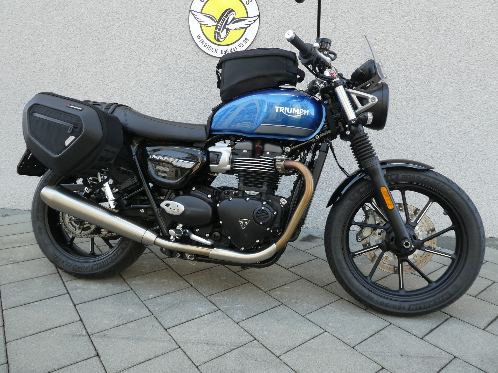 TRIUMPH Street Twin 900 Special Edition