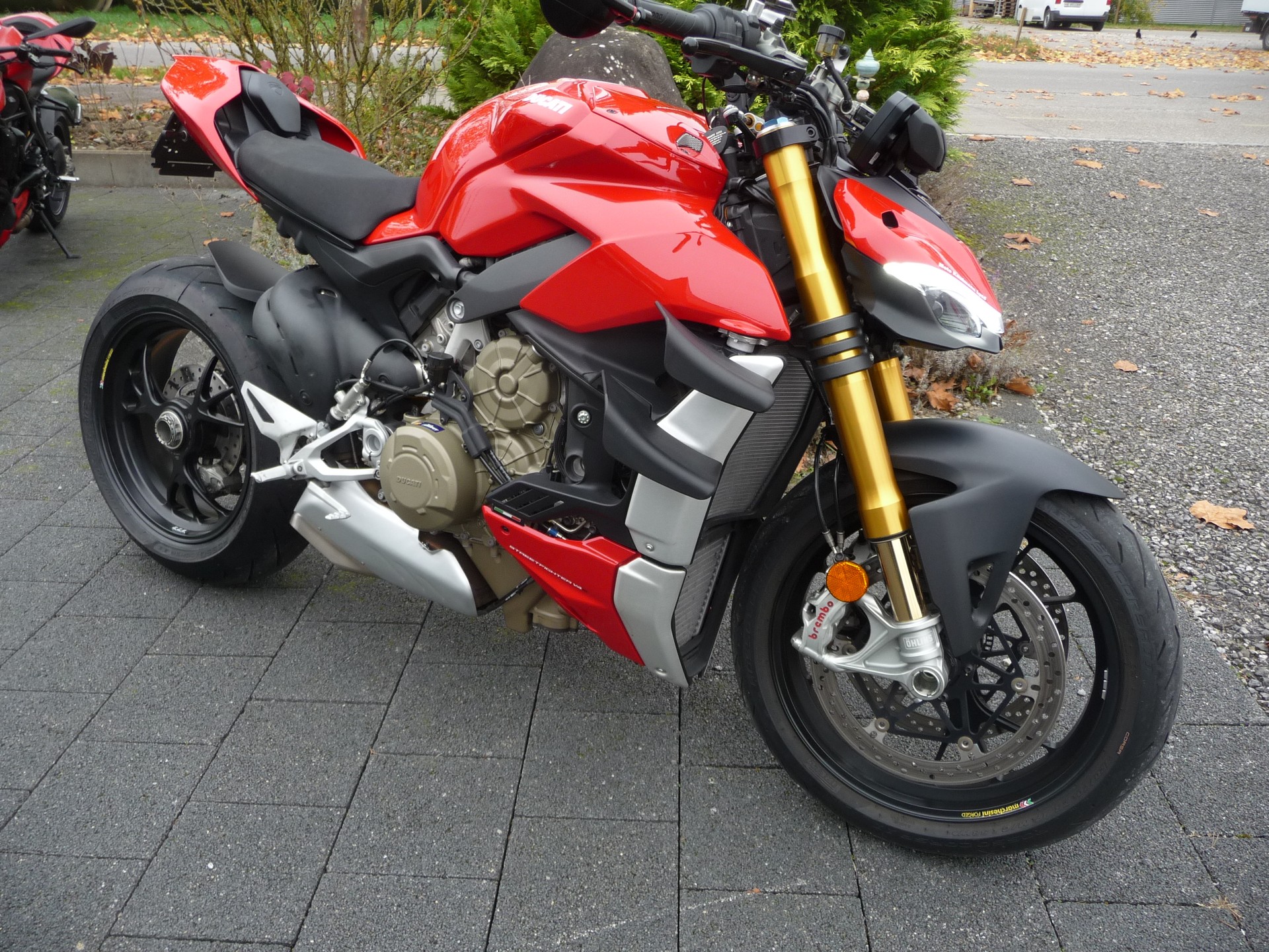DUCATI Streetfighter V4 S-showroom-element-2