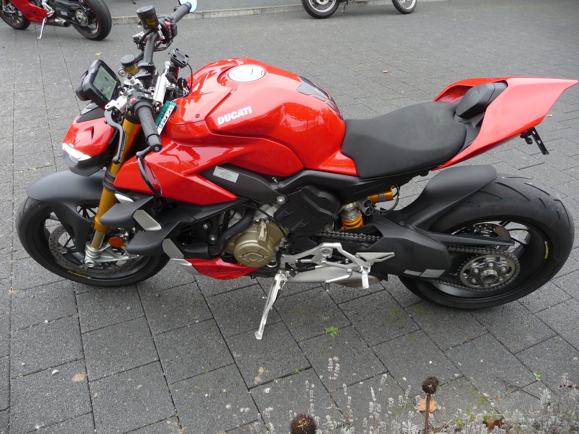 DUCATI Streetfighter V4 S-showroom-element-1
