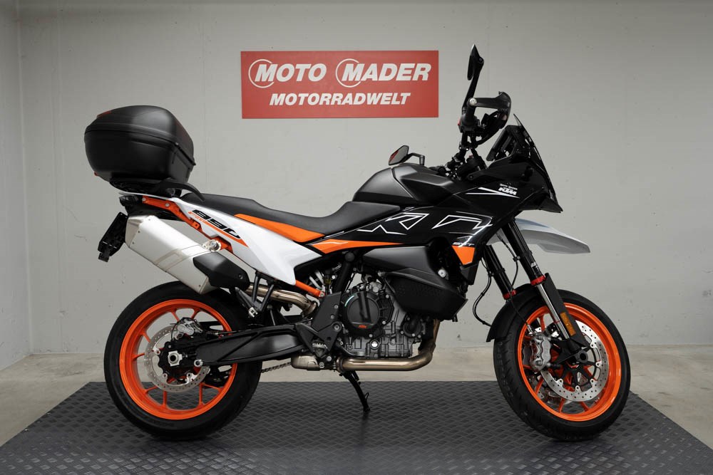 KTM 890 SMT-showroom-element-1