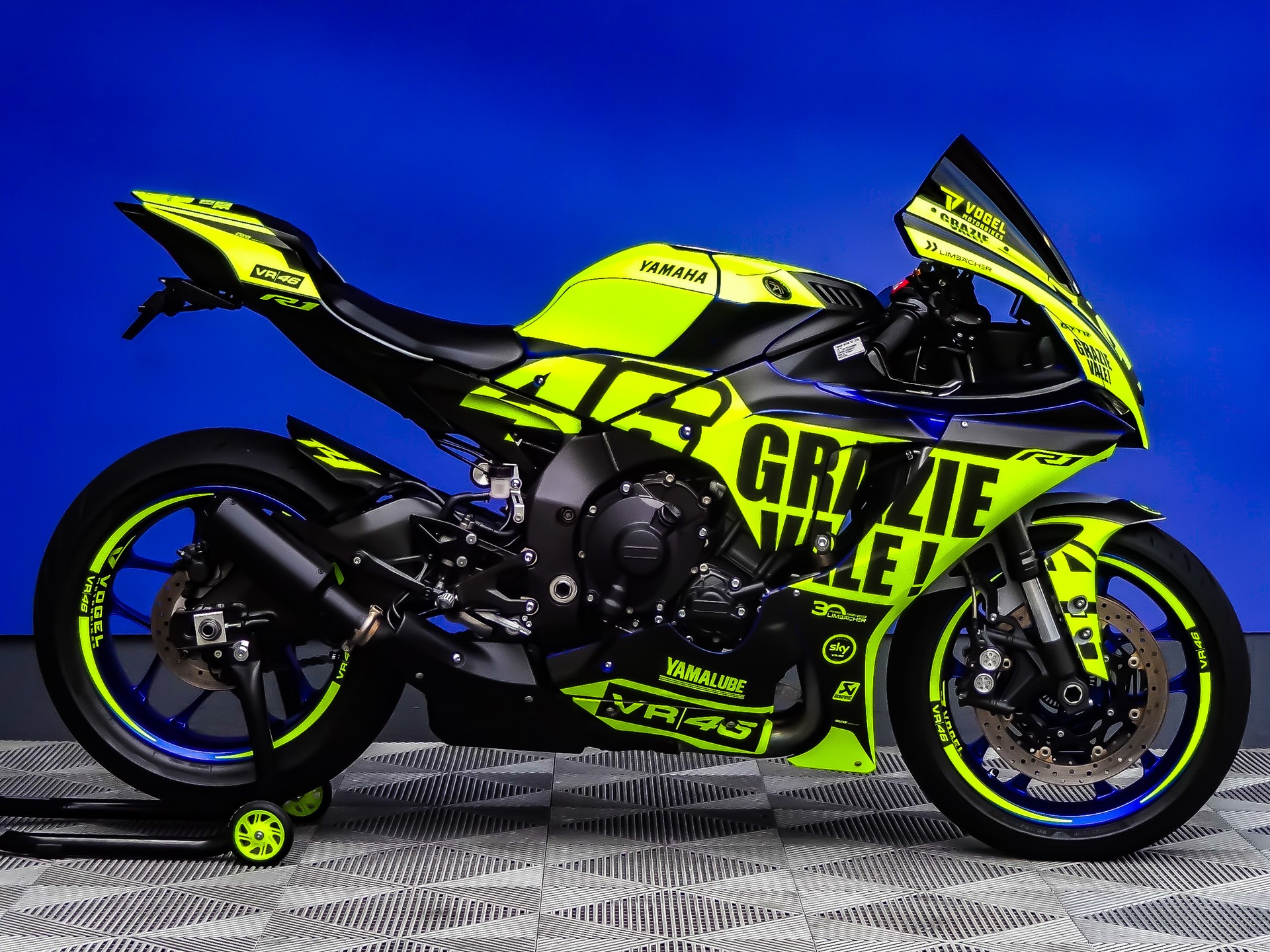 YAMAHA YZF-R1 ABS