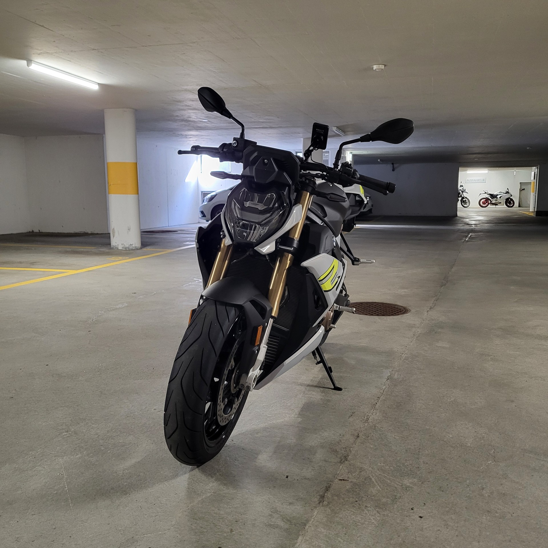 BMW S 1000 R Style Sport-image-1
