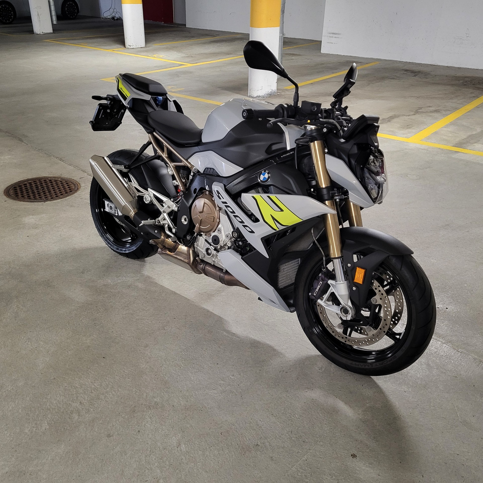 BMW S 1000 R Style Sport-image-2