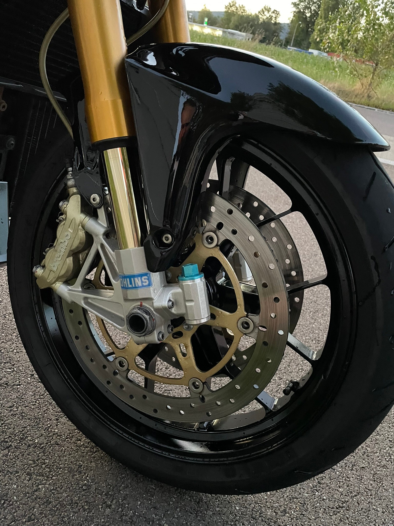APRILIA Tuono 1000 R-image-9