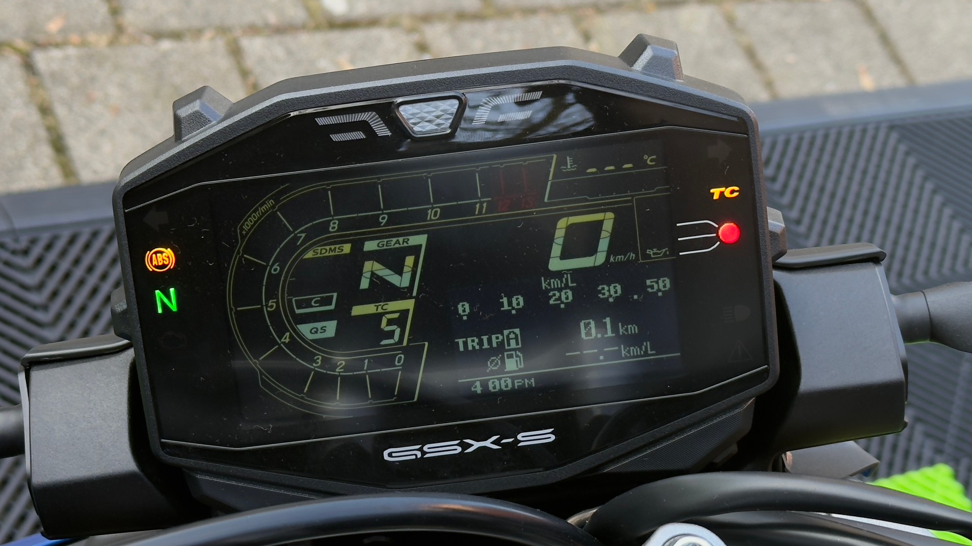 SUZUKI GSX-S 1000 EVO-image-12